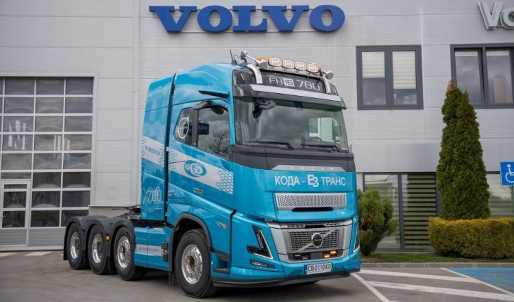 Първа доставка на Volvo FH16 Aero 780 в България