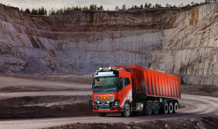 Автономните камиони на Volvo започнаха работа