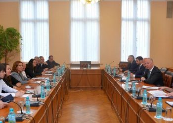 Транспортният министър, евродепутати и превозвачите се срещнаха по повод Пакета за мобилност I