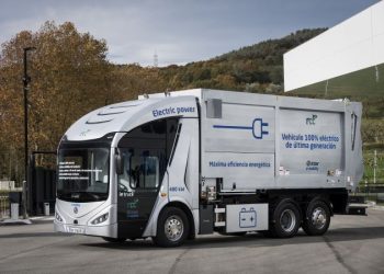 Irizar ie: тих градски работник