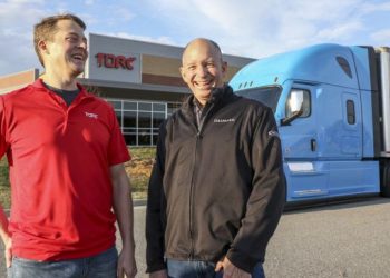 Daimler Trucks придоби Torc Robotics