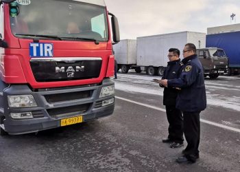 Расте интересът към автомобилния транспорт от Китай за Европа