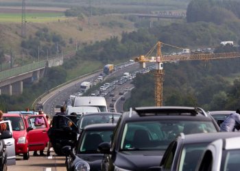 Огромен спад в дела на възобновяемата енергия в транспорта на ЕС