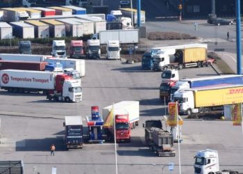 Шофьори и пристанищен персонал стачкуват във Финландия