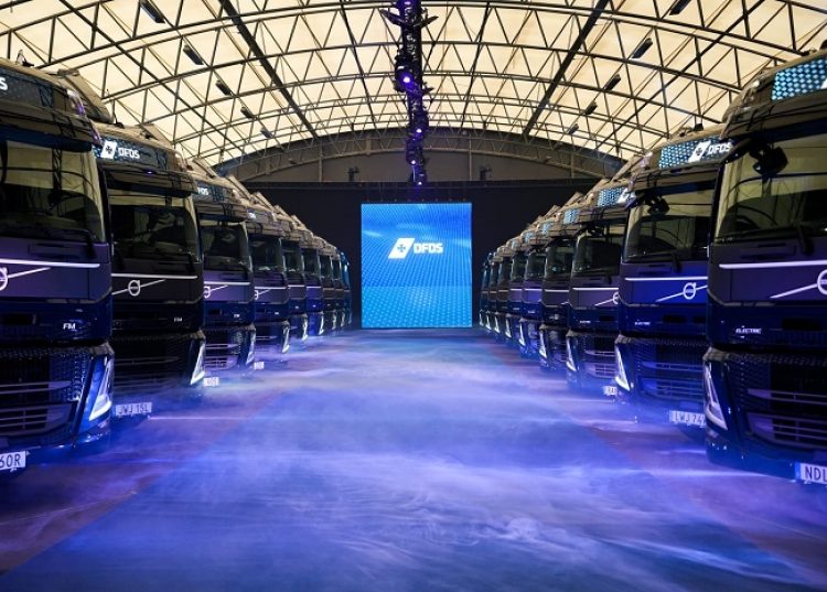 Volvo достави 20 електрически камиона на DFDS в Швеция