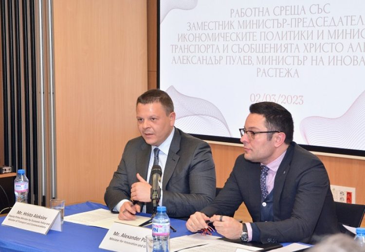 Портовете във Варна и Русе да се разглеждат „в комплект“