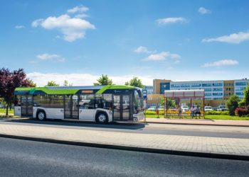 100 хибридни автобуса Solaris за Сардиния