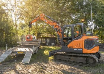 Doosan (DEVELON) пусна на пазара нов 8-тонен мини багер