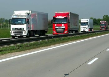 Разходите за автомобилен товарен транспорт на рекордно ниво през 2022 г.