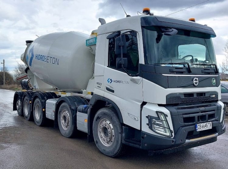 8 нови петосни Volvo FMX за Хидробетон