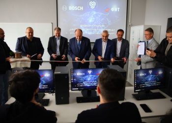 Бош Инженеринг и ТУ-София откриват иновативна лаборатория