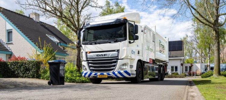 Cure Waste Management взе 14 DAF CF Electric