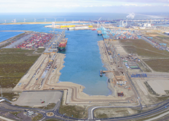 Maersk инвестира 1 млрд. евро в терминала си в Ротердам