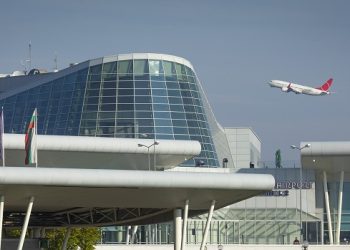 Правят пълна реконструкция на Терминал 2