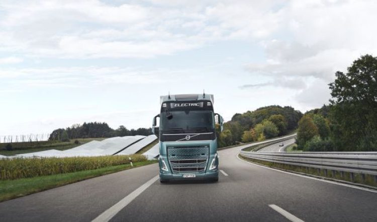 Volvo организира първото състезание по ефективно шофиране на електрически камион