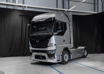 Quantron с премиера на водородно-електрически камион на Q-Days