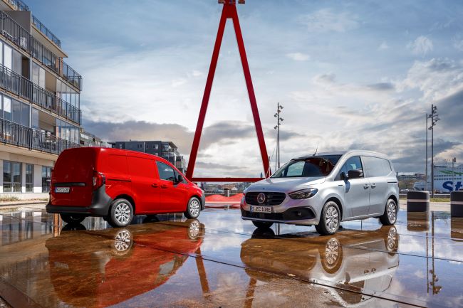 Mercedes-Benz eCitan е електрически малък ван за градски доставки