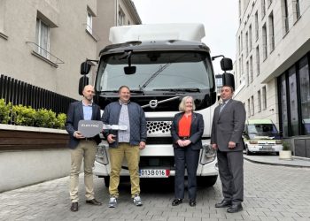 Volvo Trucks достави първия електрически камион в България