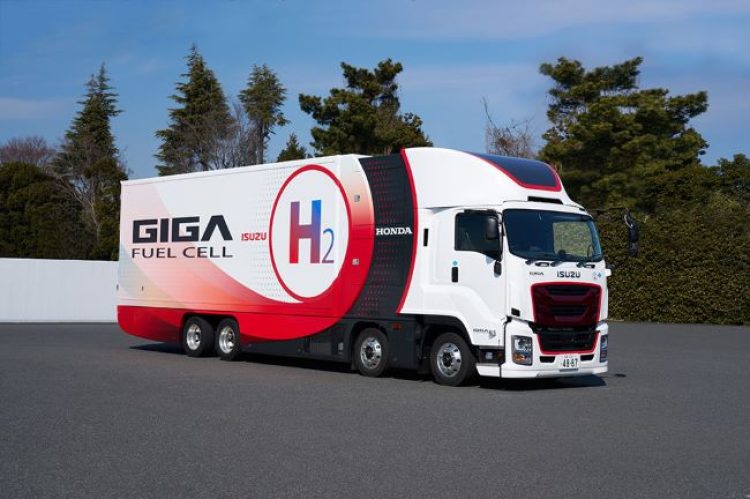 ISUZU си партнира с Honda за нов водороден камион
