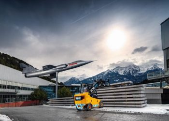 JCB Teletruk – единственият мотокар с телескопична стрела в света