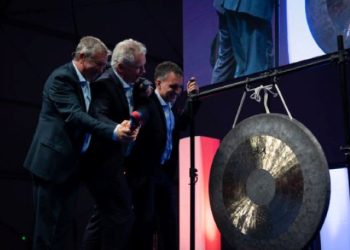 Schmitz Cargobull откри нова производствена база в Сарагоса