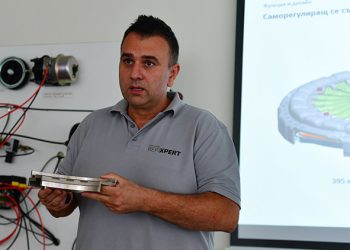 Обучение от Schaeffler за съединители и лагери