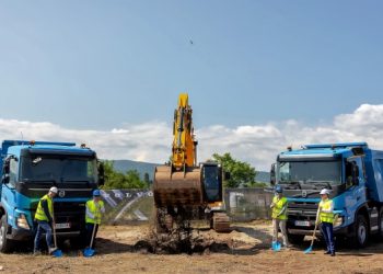 Започна строителството на втори сервизен център на Volvo Trucks в София