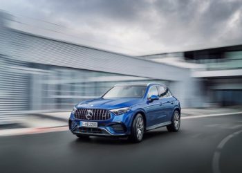 Новият Mercedes-AMG GLC е мощен SUV в 2 високо производителни модификации