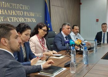 Най-ниска цена ще е основният критерий в новите процедури за ремонт на пътищата