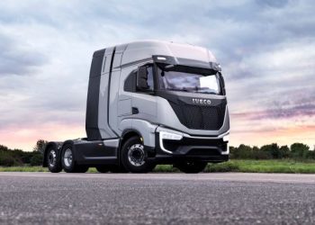 IVECO ще произвежда електрически и водородни камиони под собствения си бранд
