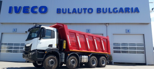 Самосвали IVECO T-Way и Astra от Булавто