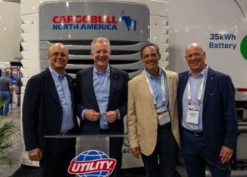 Schmitz Cargobull обединява сили с лидера на американския пазар Utility Trailer