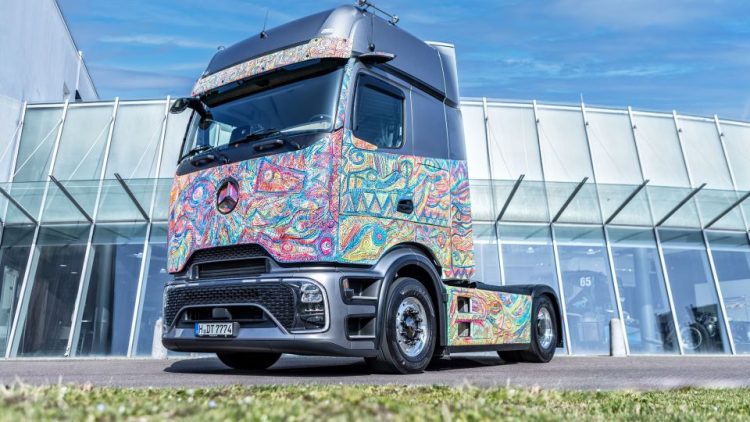 Арт версия на Actros L ProCabin