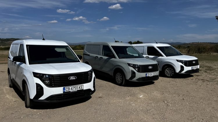 Мисия „Капачки за бъдеще“ с новия Ford Courier