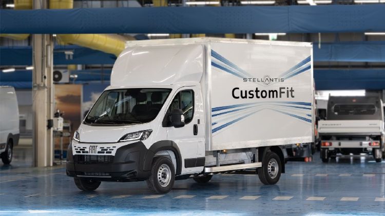 Stellantis започва производството на нов Fiat E-Ducato Cargo Box