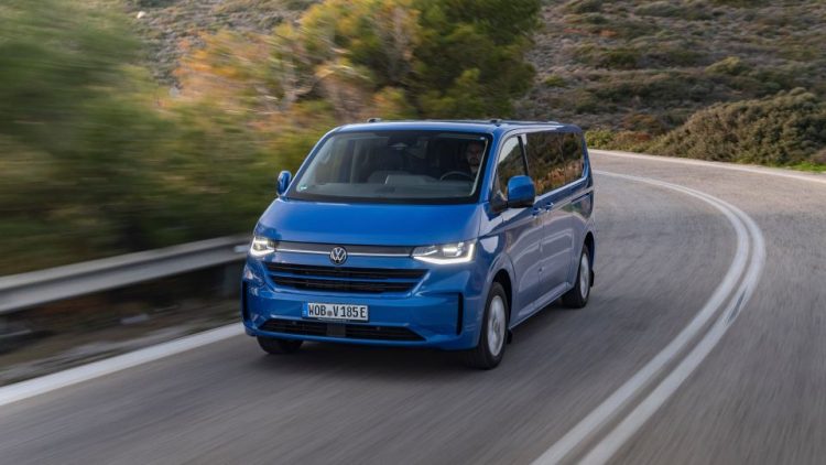 Volkswagen Commercial Vehicles оптимизира e-Transporter и e-Caravelle