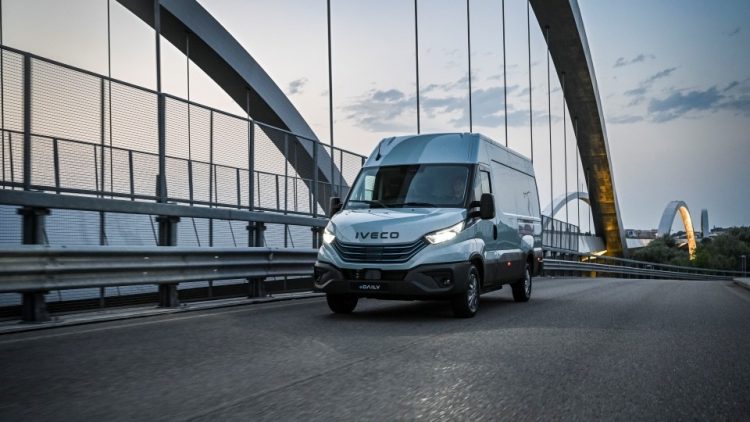 Премиера: IVECO обнови наведнъж цялата си гама