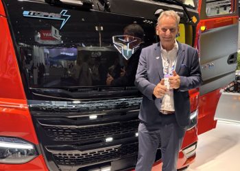 Франк Шулц, ръководител „Продажби за Европа“ в SuperPanther: Камионът може да се движи, или да печели пари, докато стои на място