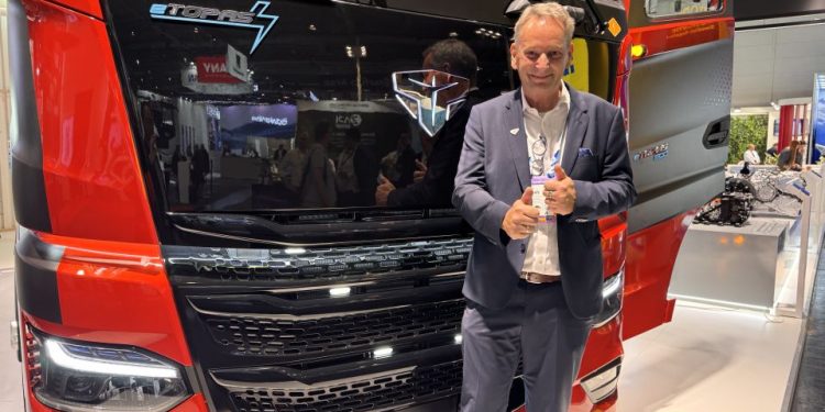 Франк Шулц, ръководител „Продажби за Европа“ в SuperPanther: Камионът може да се движи, или да печели пари, докато стои на място