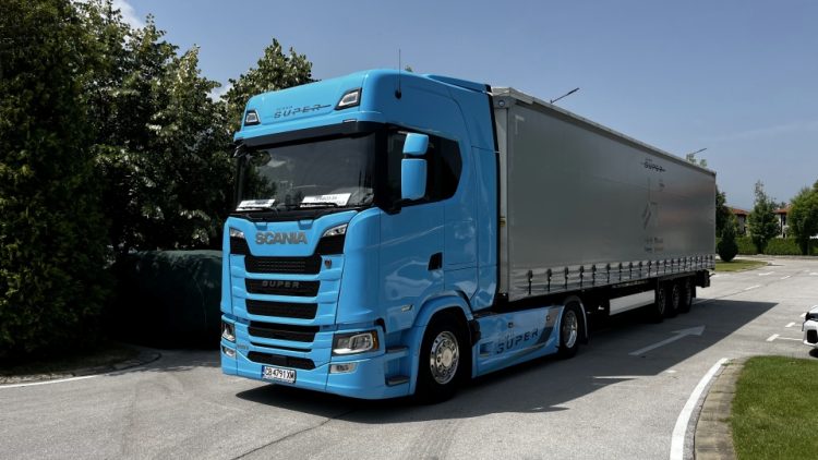 Тест: Мощ, комфорт и ефективност от Scania 500 S A4x2LB SUPER