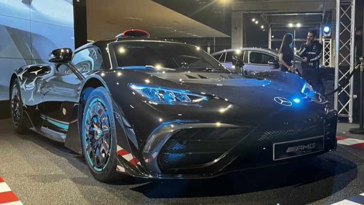 Хиперколата Mercedes-AMG One е в България!