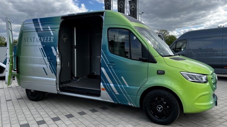 Mercedes-Benz Vans събра SUSTAINEER с велосипеда ONO
