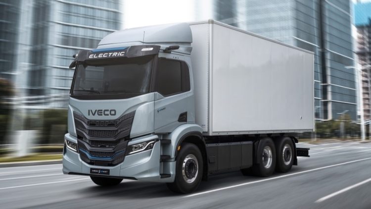 С електрическия eMoovy IVECO навлезе в сегмента на средните ванове