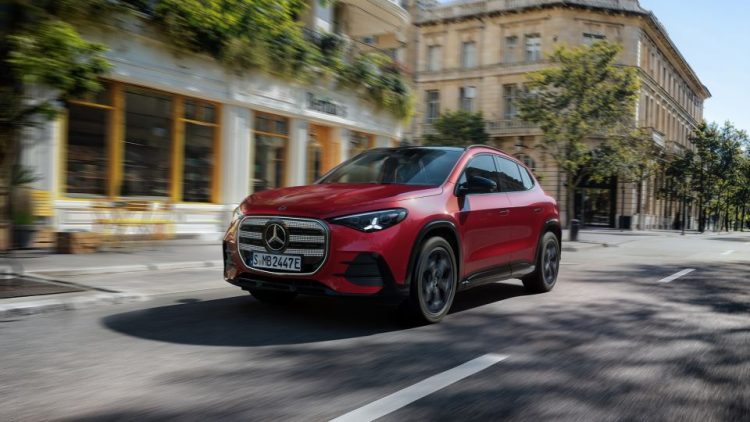 Новият Mercedes-Benz GLA e създаден да вълнува