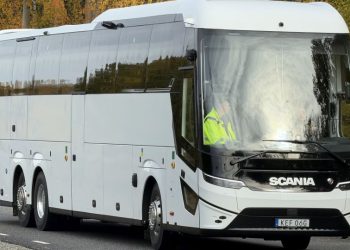 Scania представи новото поколение на Touring