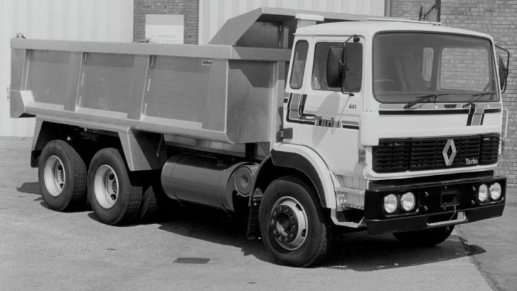 50 години IToY – 1983 Renault G260