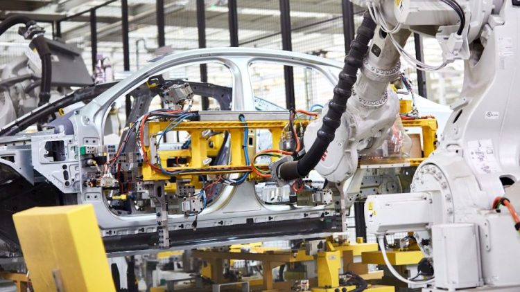 АББ ще достави над 1300 робота на Volvo Cars